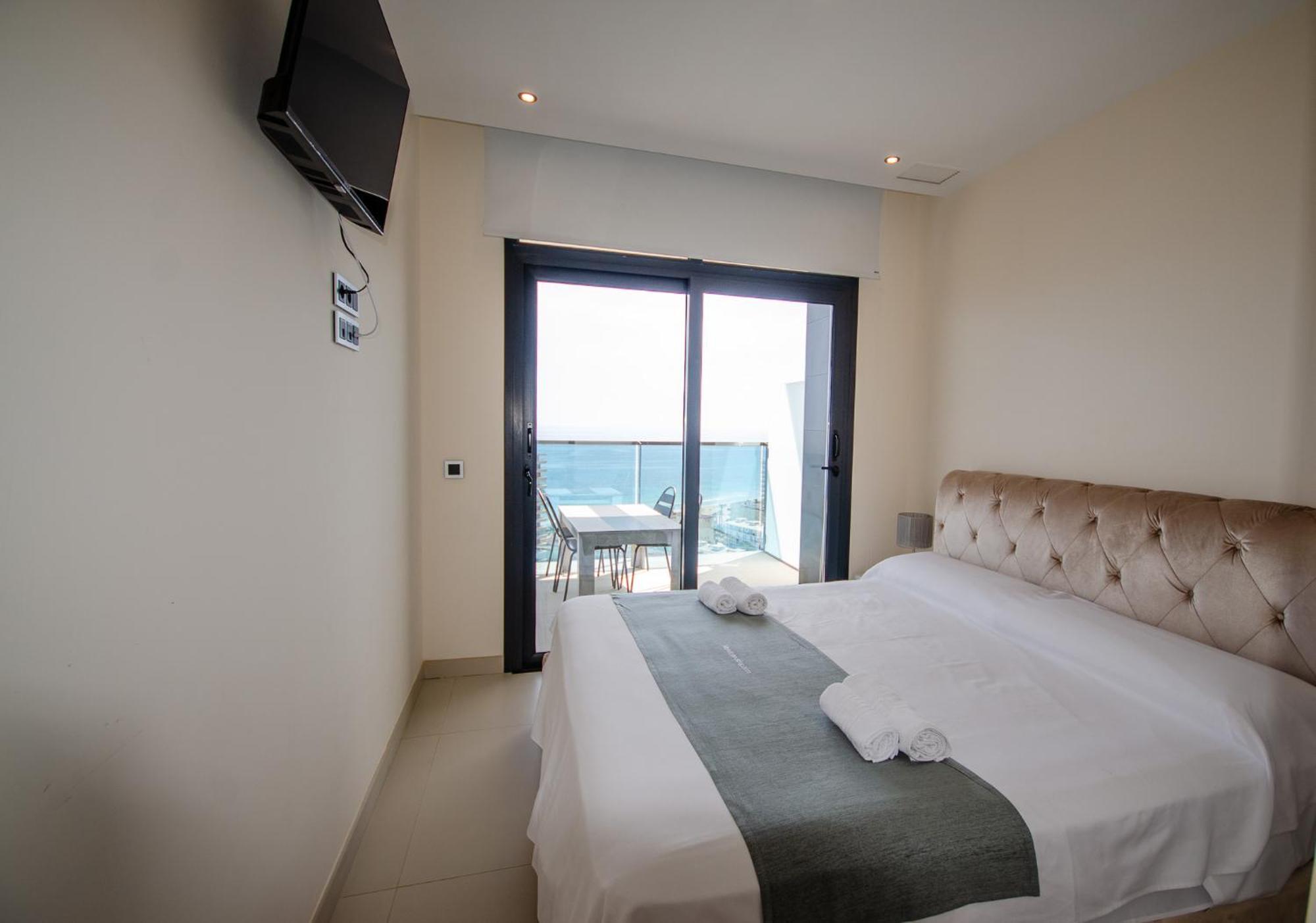 Sunset Drive Luxury Poniente Beach Μπένιντορμ Εξωτερικό φωτογραφία