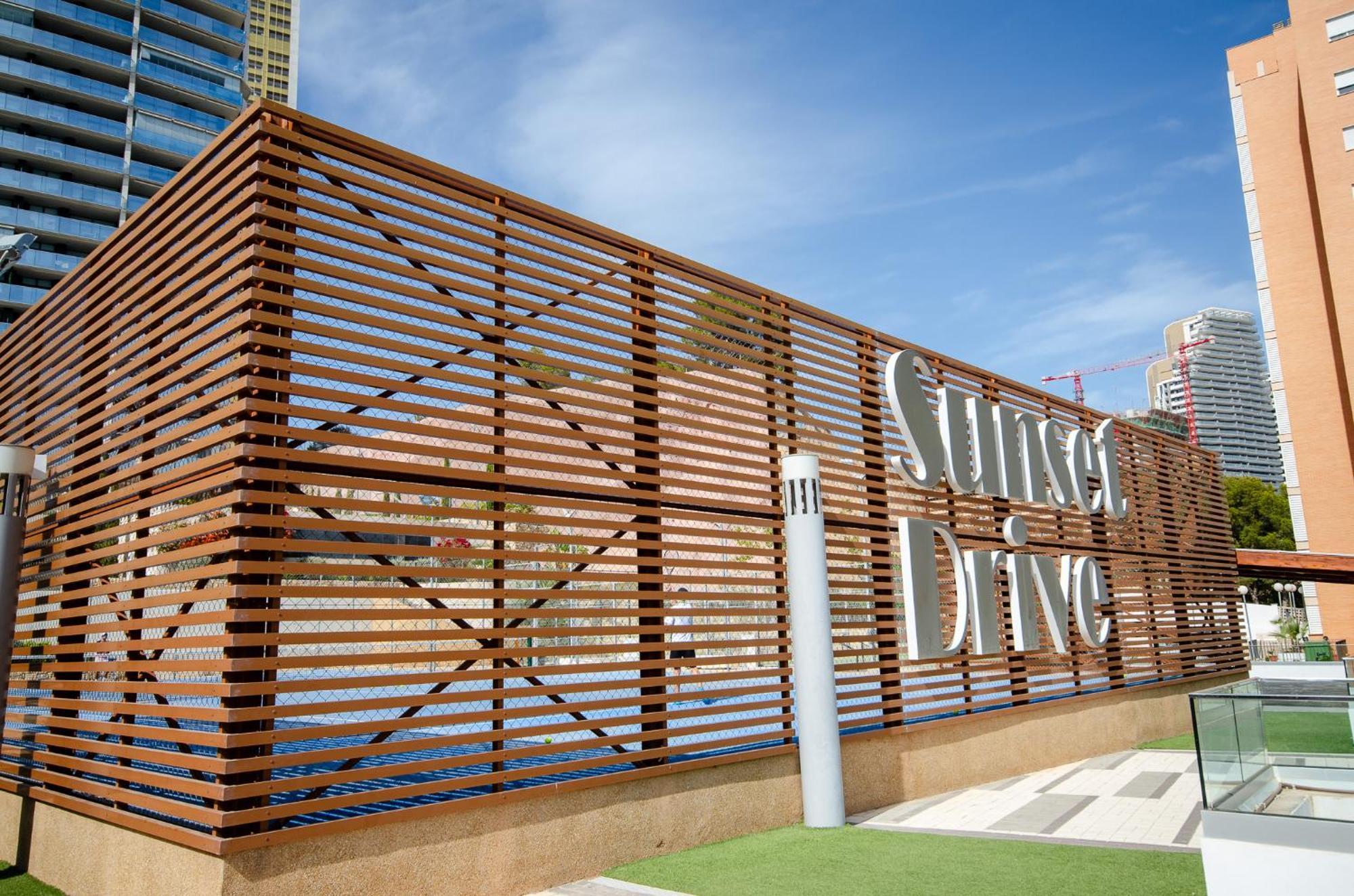 Sunset Drive Luxury Poniente Beach Μπένιντορμ Εξωτερικό φωτογραφία